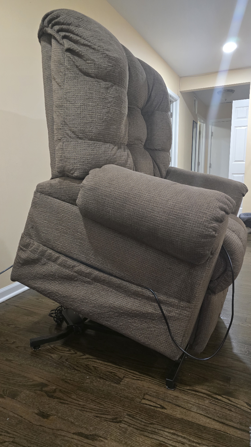 Power Lift Recliner with Massage and Heat - photo 2