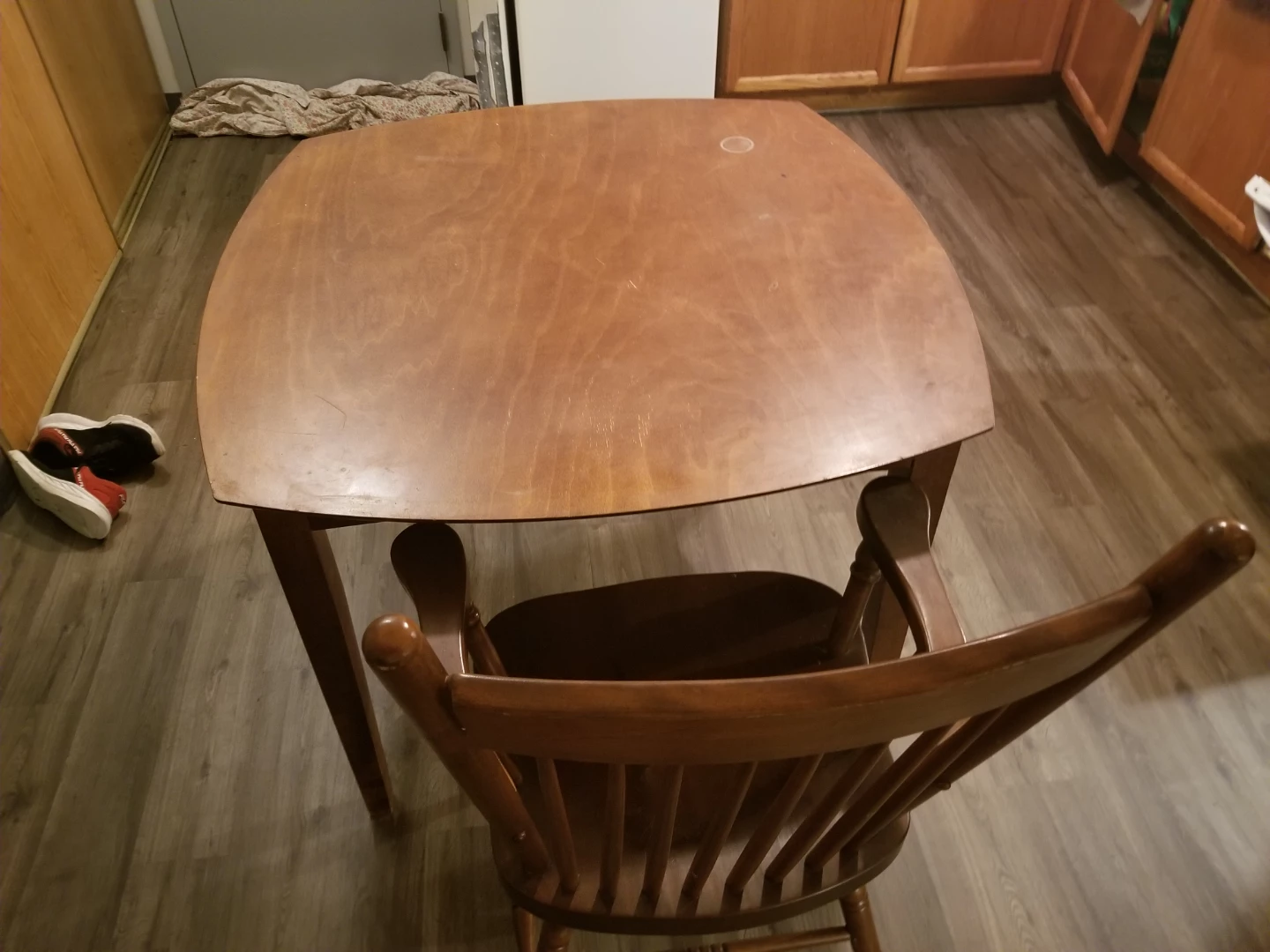 Small Wooden Table - photo 3