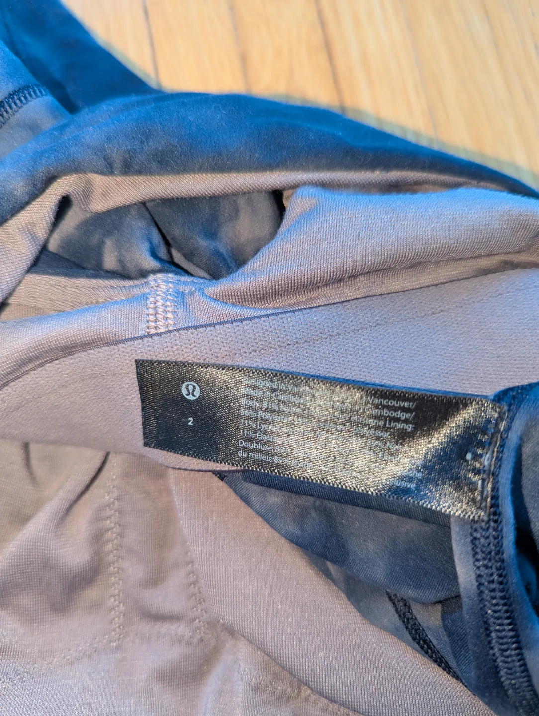 Lululemon Diamond Dye Sports Bra Padded - Size 2 image indicator(3)