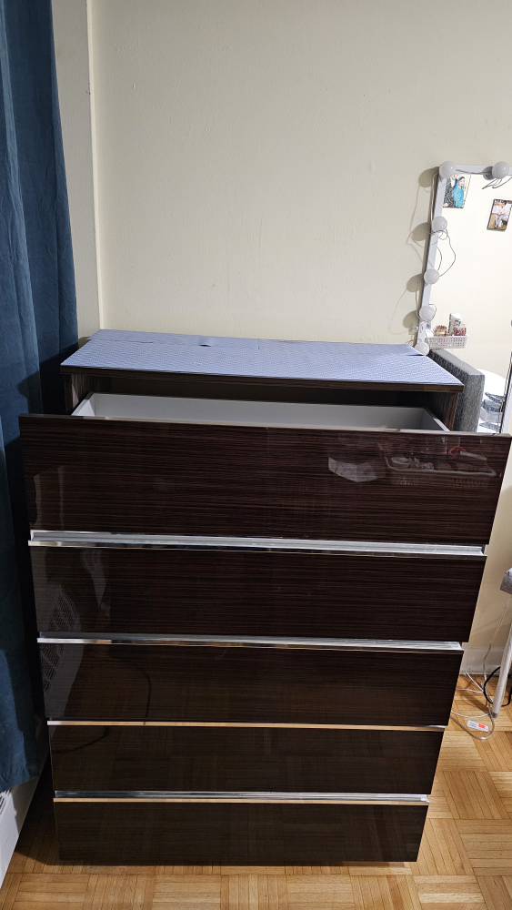 Five-Drawer Dark Wood Dresser - photo 3