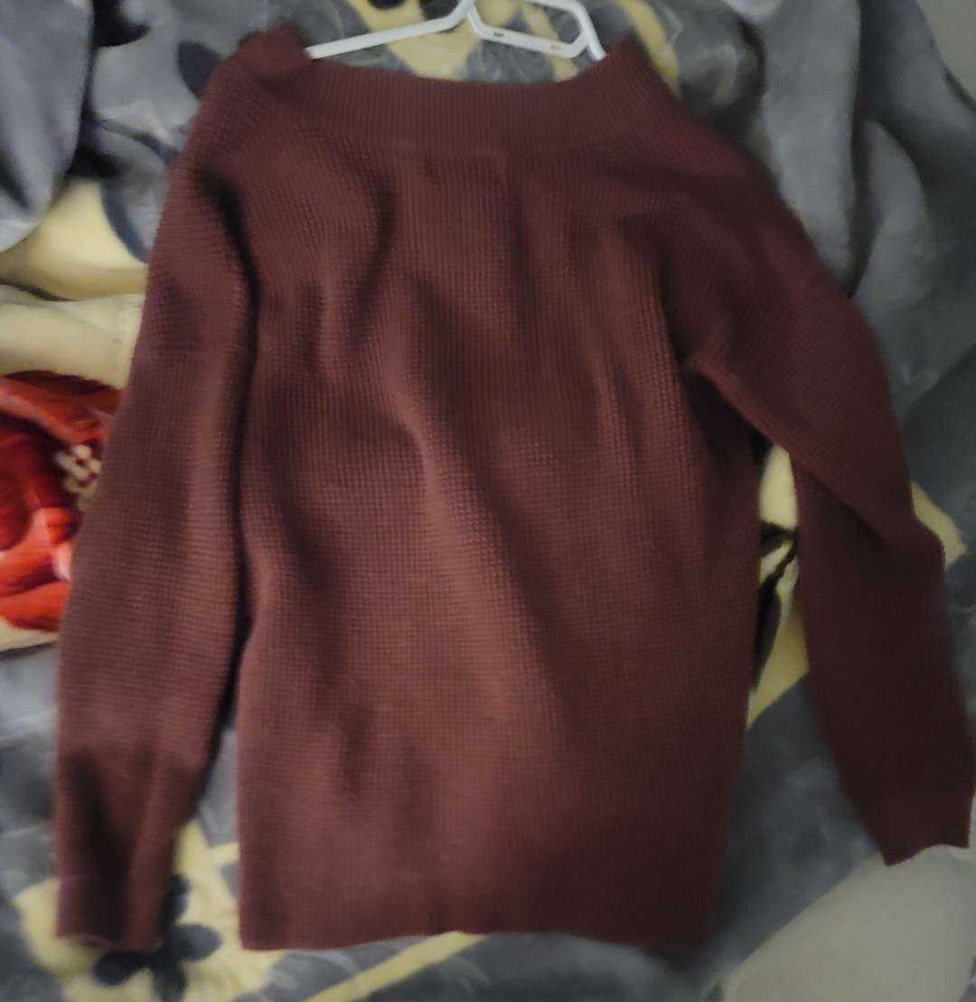 Women's Waffle Knit V-Neck Sweater - photo 2