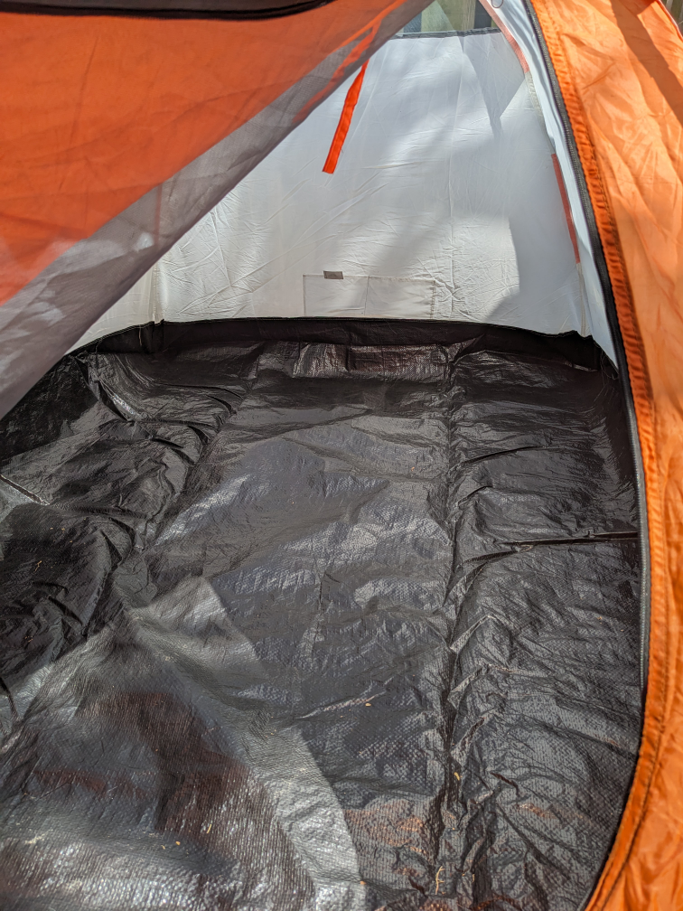 2-person tent excellent condition - photo 3