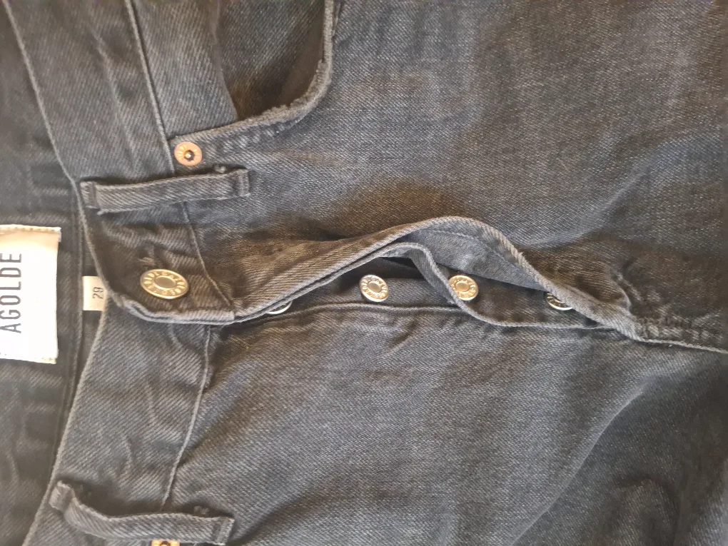 Agolde 90s jeans image indicator(3)