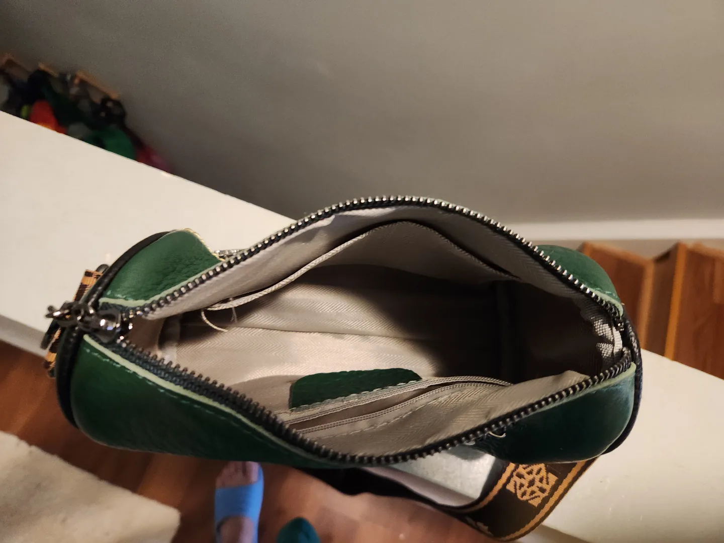 Green Leather ( like) Crossbody Bag image indicator(3)
