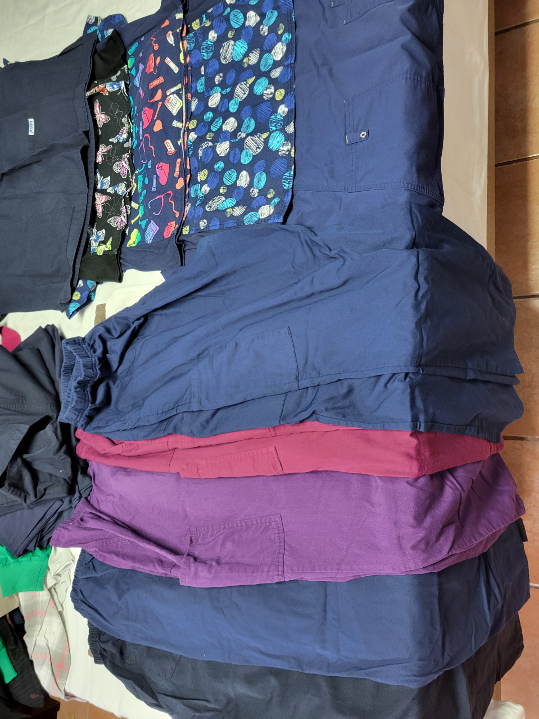 Bundle of Scrubs - Tops and Bottoms - photo 2
