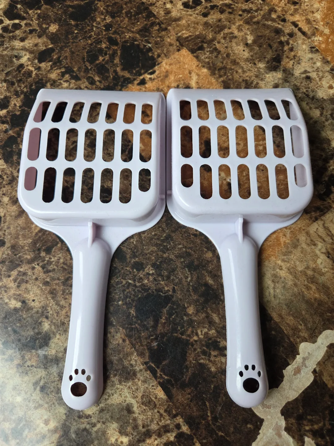 2 Brand New Cute Cat Litter Scoop $4 each image indicator(2)