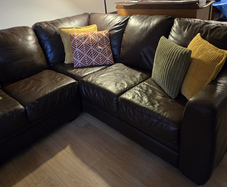 Brown Leather Sectional Sofa - photo 4
