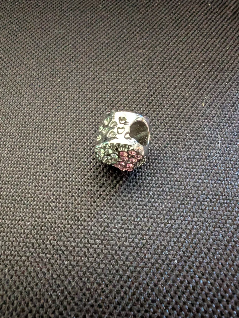 Charming Pink and White Crystal Charm Bead image indicator(3)