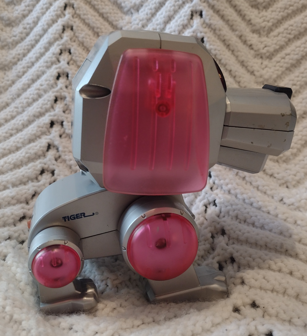 Sega Interactive Toy Poo-Chi Robot Dog Pink NO TAIL 1999 - photo 3