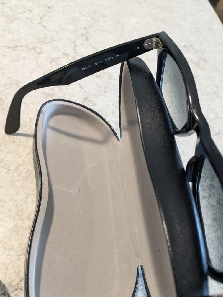 Ray-Ban Wayfarer Sunglasses 💚 image indicator(2)