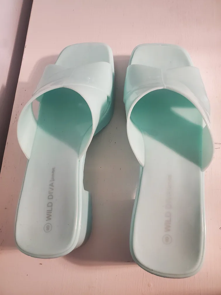 Women's Mint Green Platform Slides image indicator(2)