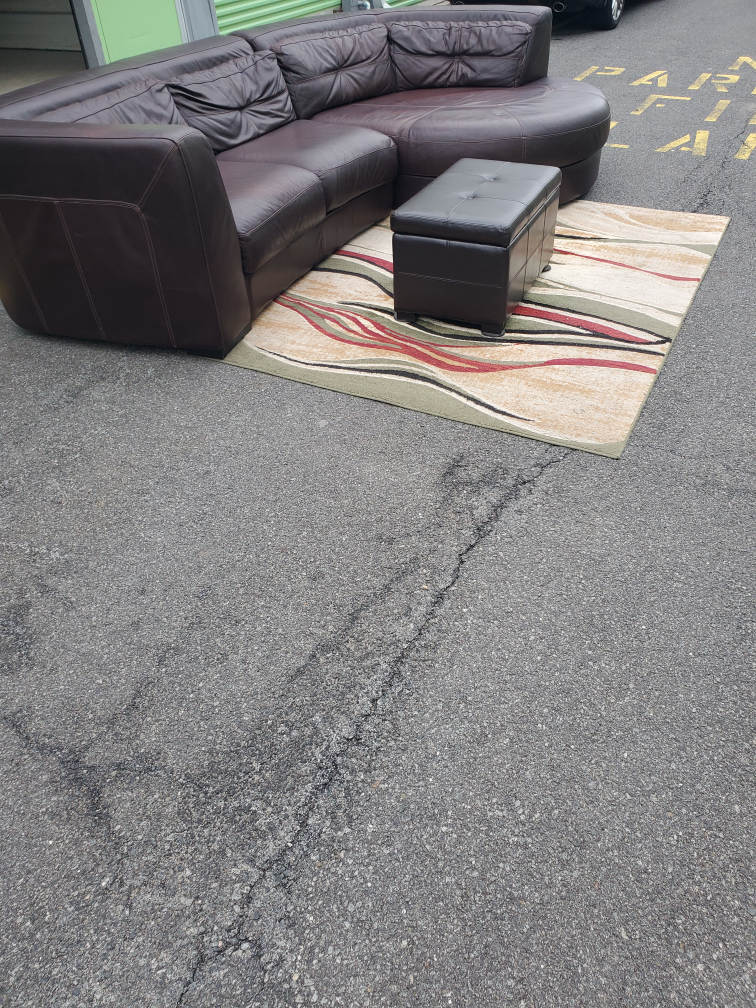 Château D'ax Brown Leather Sectional (DELIVERY AVAILABLE) - photo 5