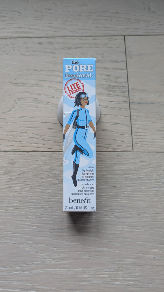 Benefit Pore fessional Lite Primer - photo 2