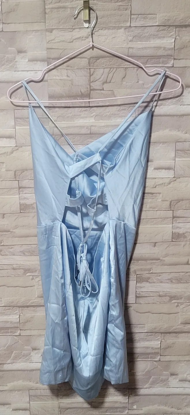 Mini Dresses (4) *never worn* image indicator(5)