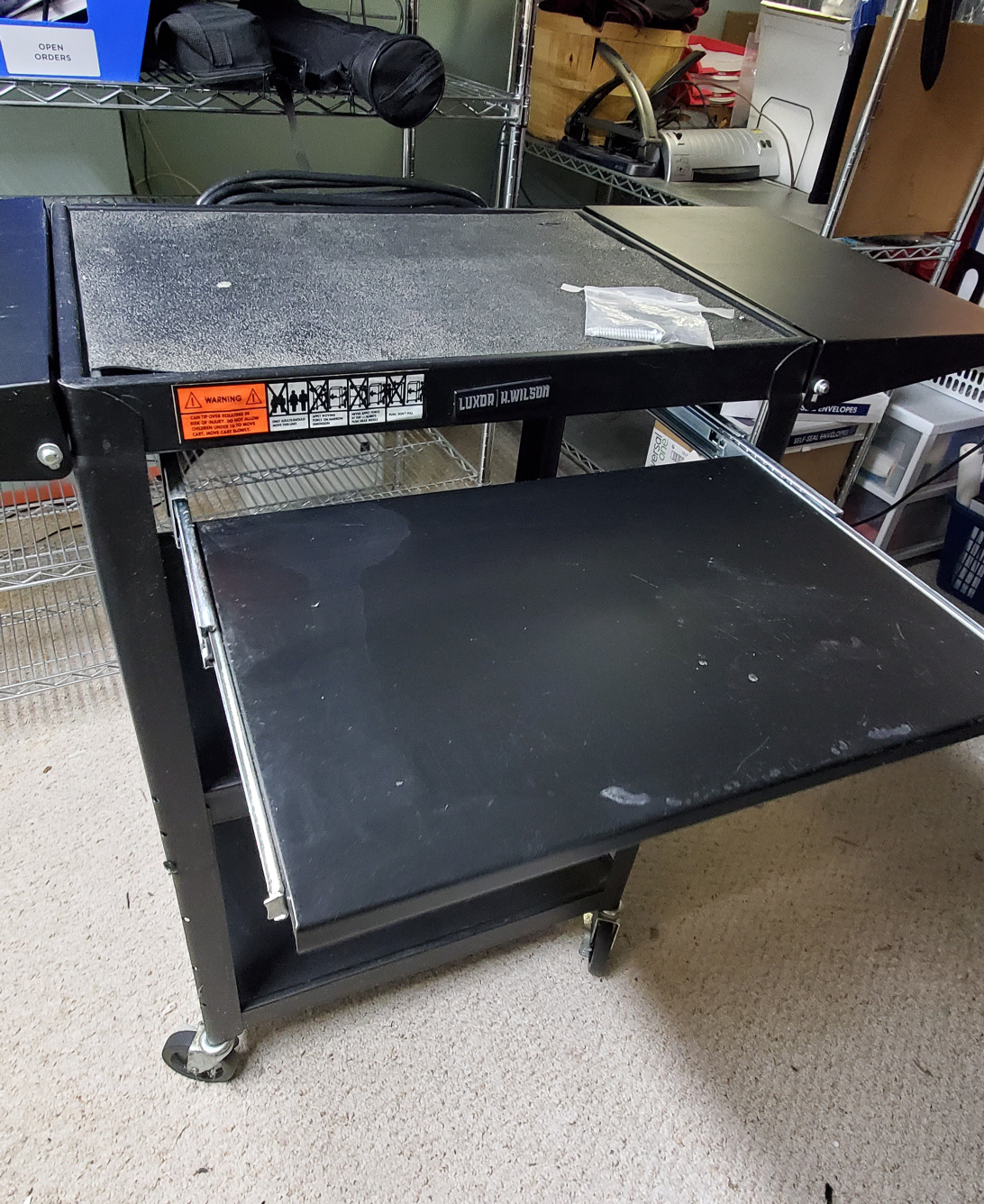 Luxor AV Keyboard Cart - Mobile Workstation - photo 4