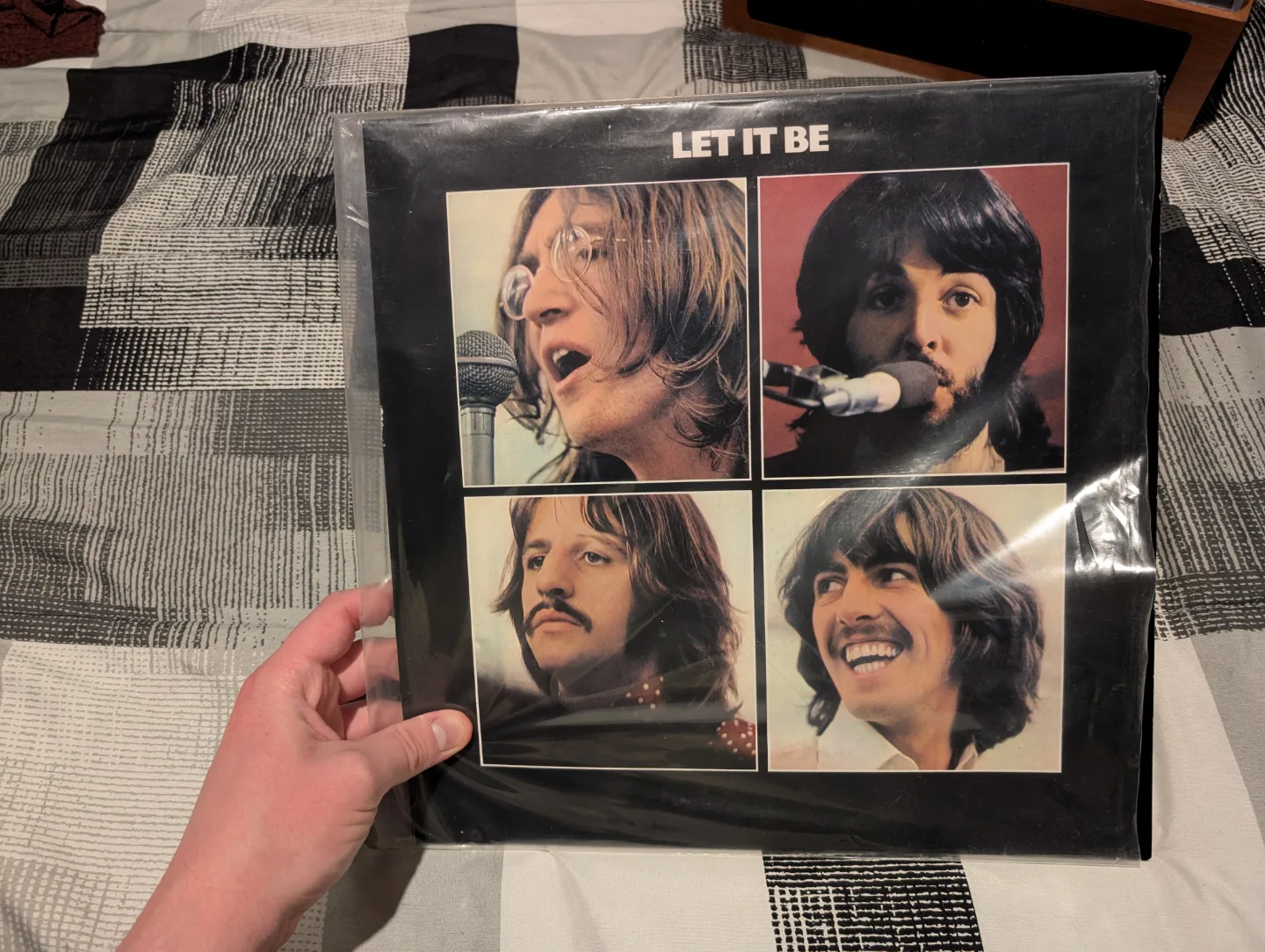 Vintage Record Player + A Few Records image indicator(3)