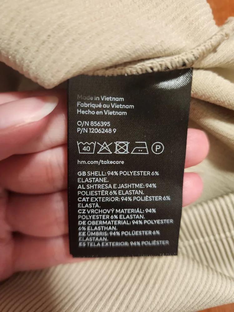 Light olive cropped tank image indicator(4)