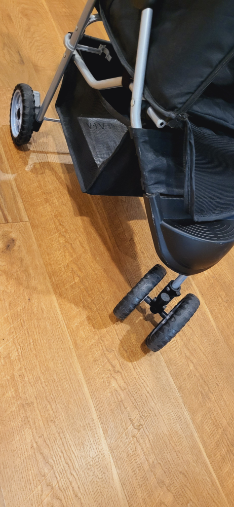 VIVO Black 3 Wheel Pet Stroller, Collapsible Stroller - photo 4