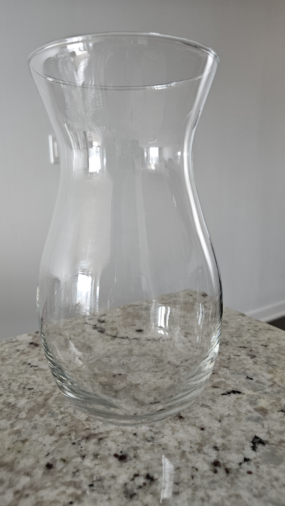Clear Glass Vase - photo 3