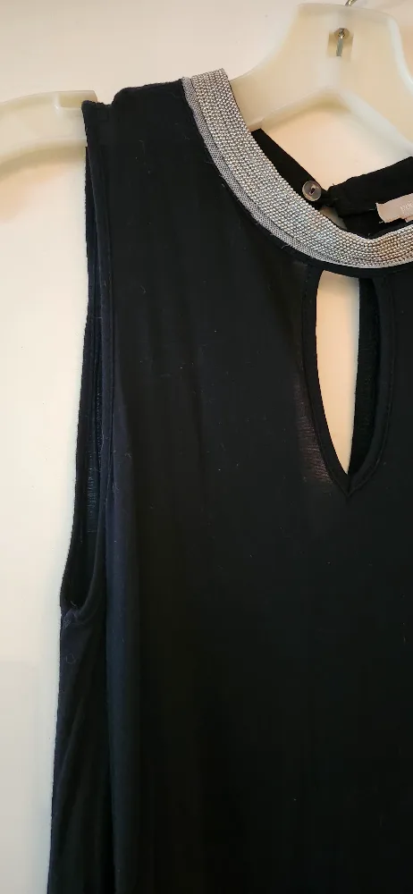 Sleeveless Tunic Top with Beaded Detail image indicator(2)