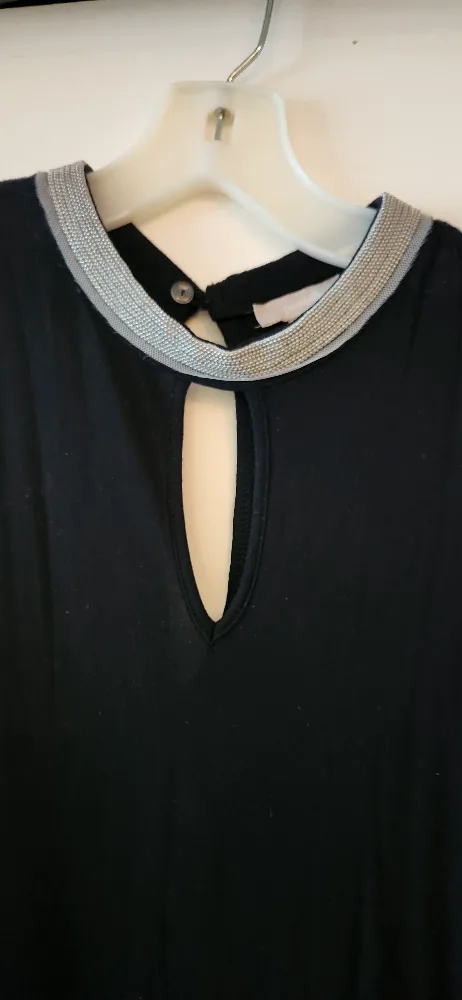 Sleeveless Tunic Top with Beaded Detail image indicator(3)