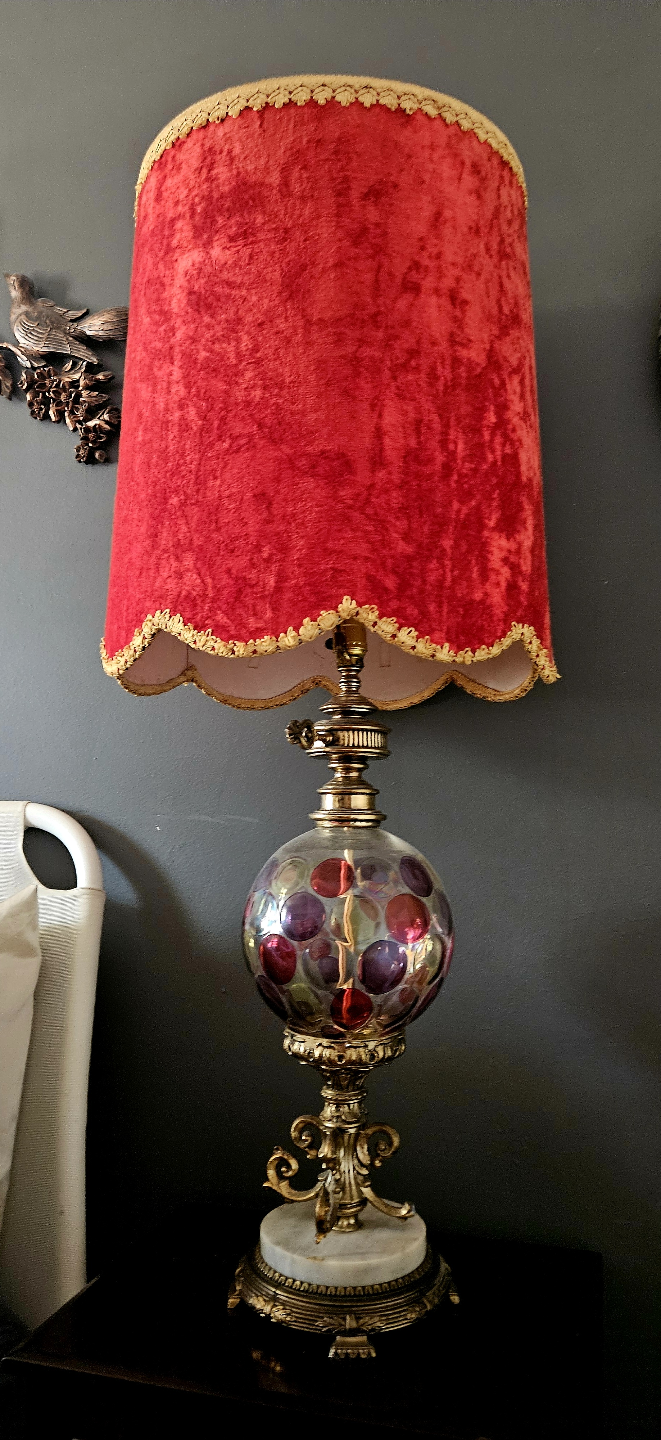 Pair of Vintage Table Lamps with Red Velvet Shade - photo 2