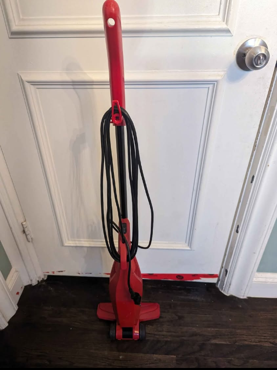 Vacuum Cleaner - photo 2