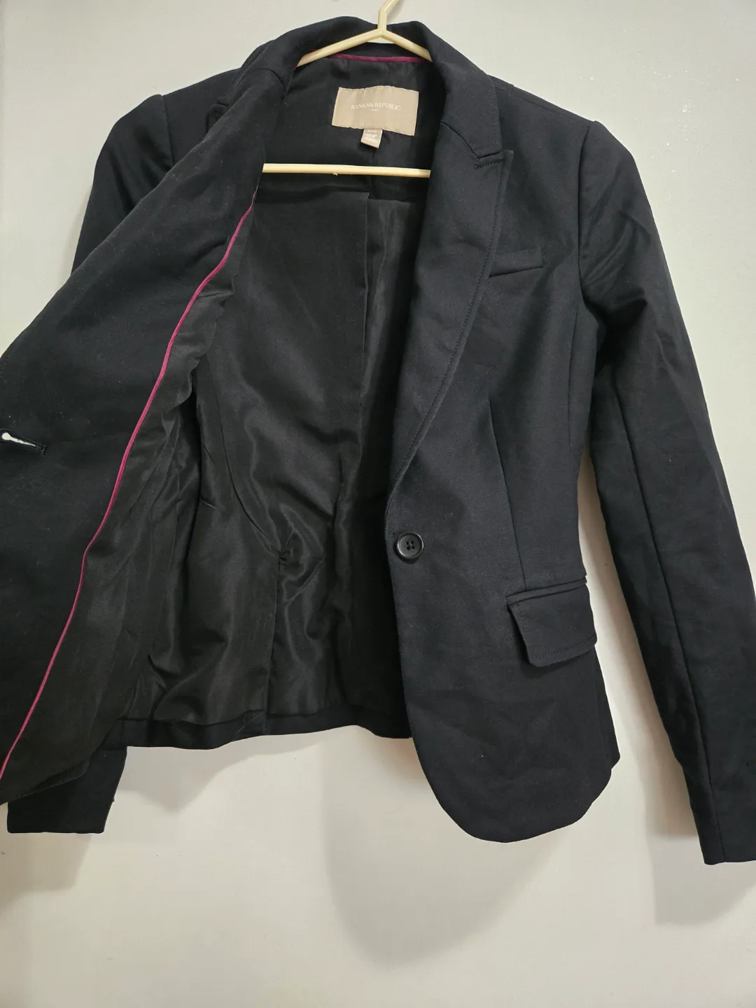 Banana Republic Blazer image indicator(3)