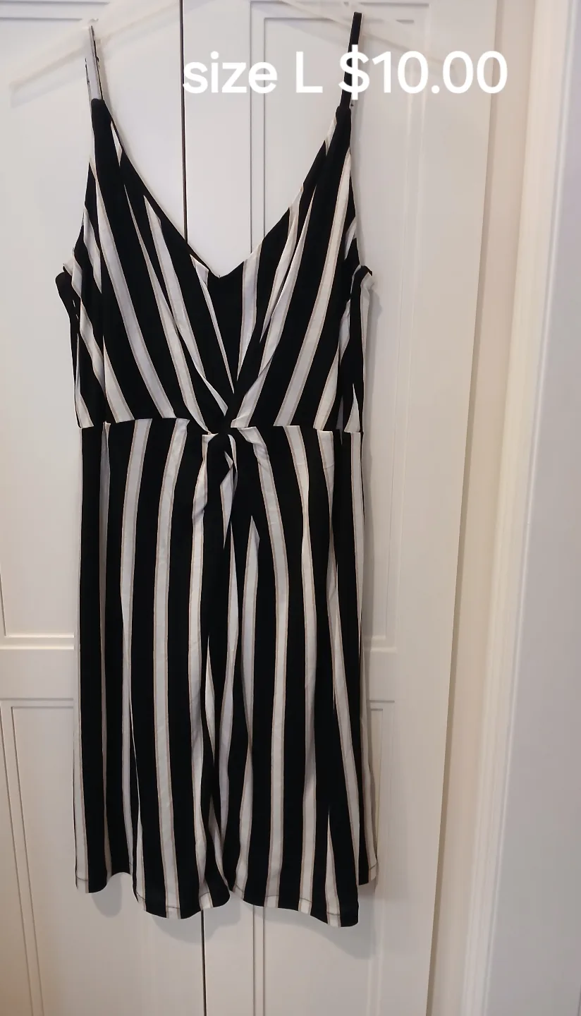 Women's Black and Beige Striped Sundress - Size Large thumbnail