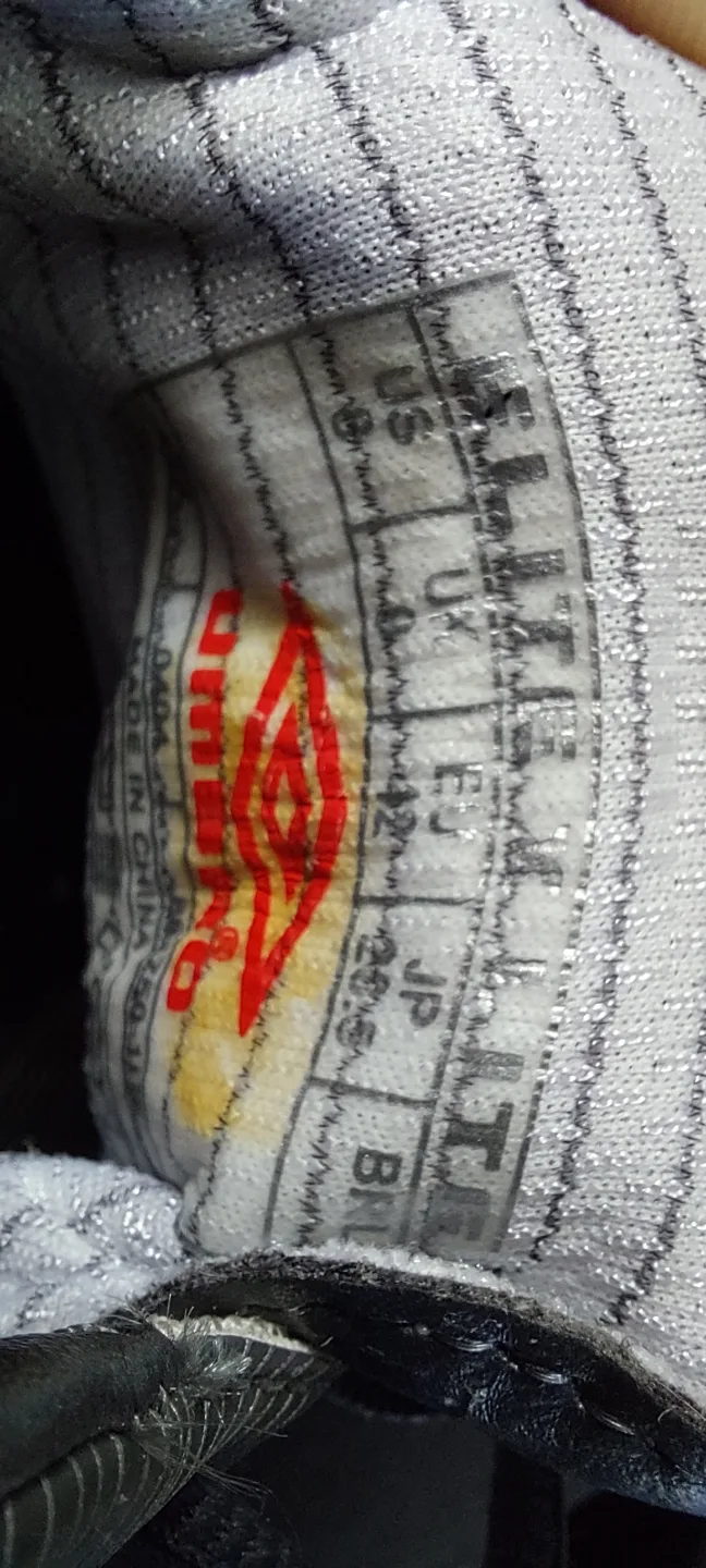 Umbro Elite X Lite Soccer Cleats BNWT image indicator(2)