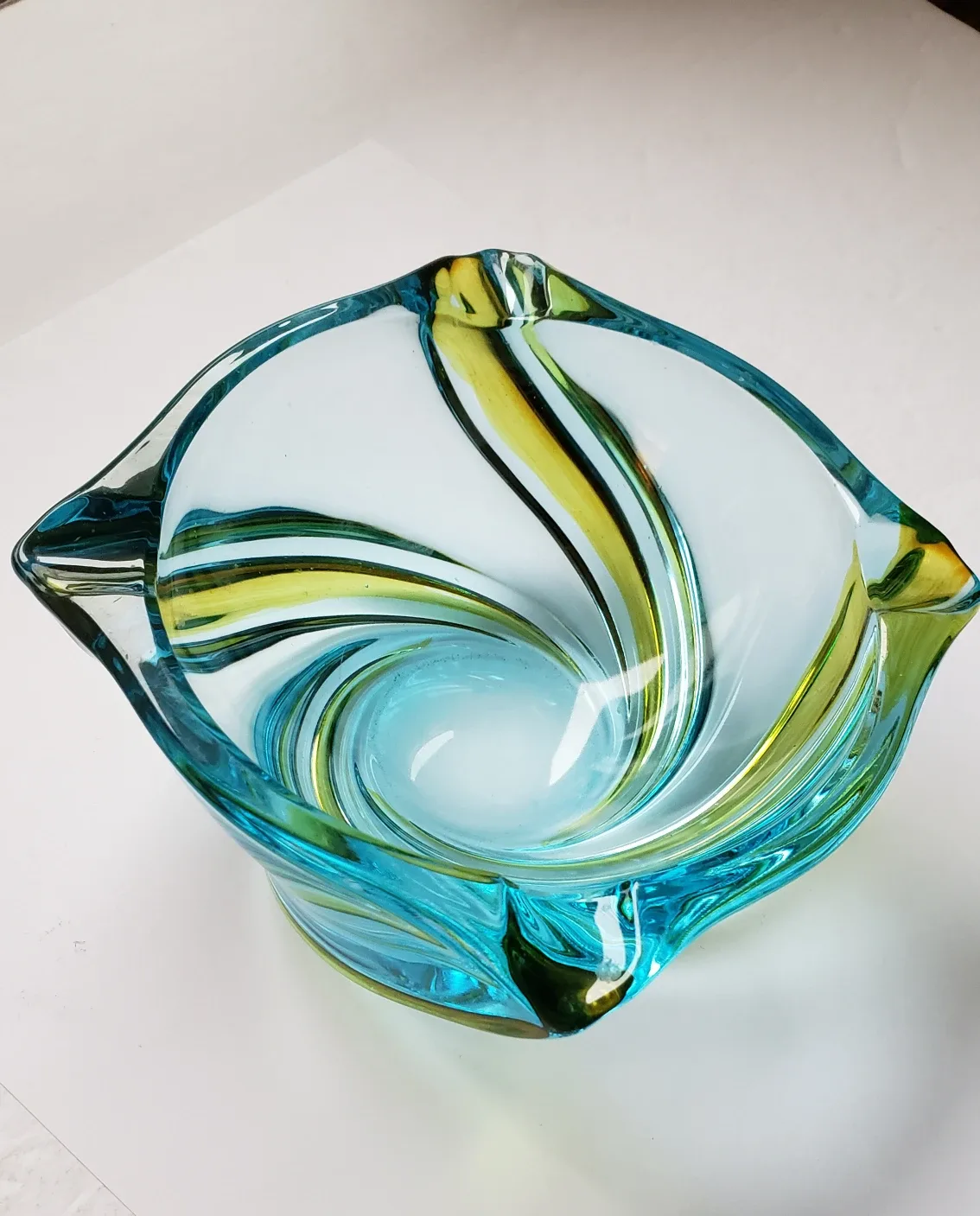 Vintage Mid-Century Modern Glass Ashtray image indicator(2)