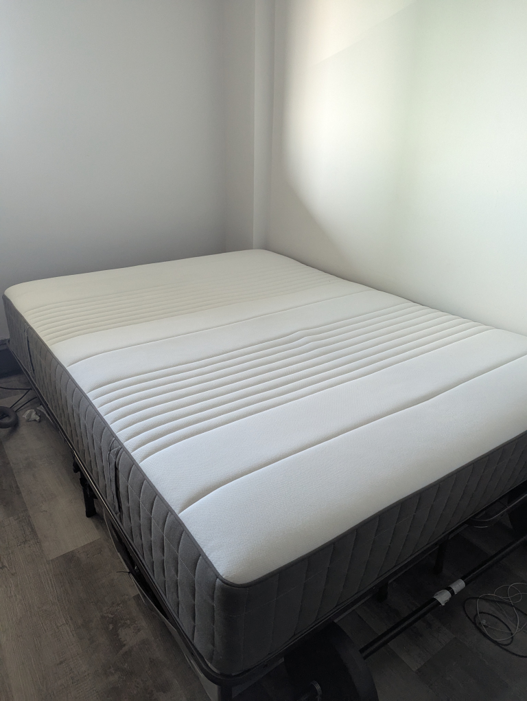 IKEA HAUGSVÄR Mattress - Queen