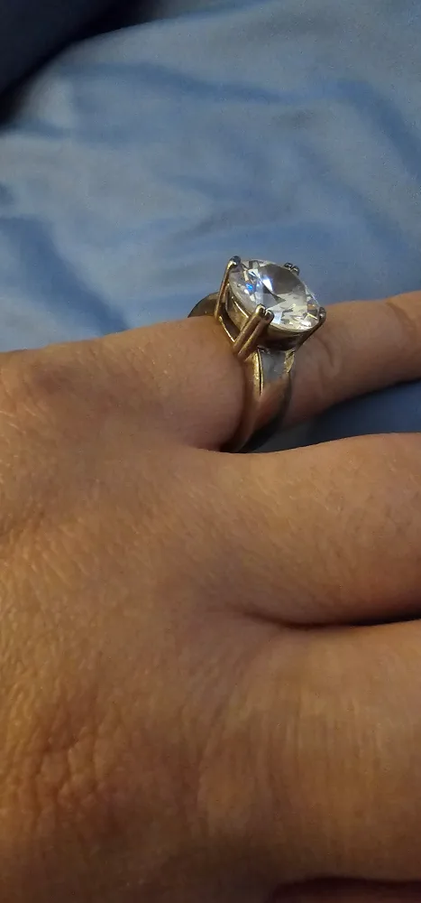 💚sterling silver 9.25 Large Solitaire Ring. image indicator(2)
