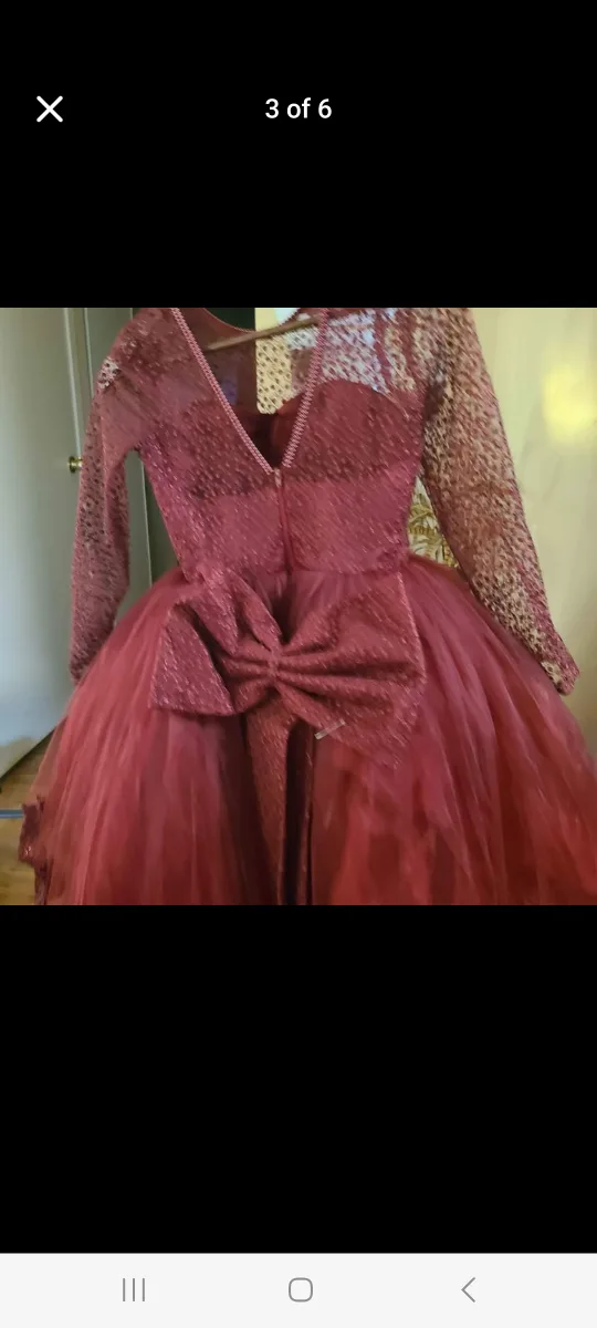 Burgundy Quinceañera Dress image indicator(2)