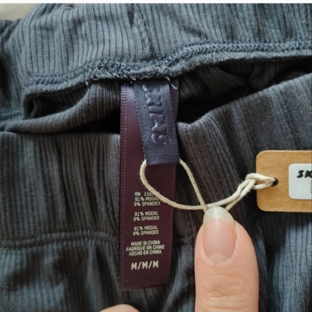 SKIMS Soft Lounge Pants image indicator(4)