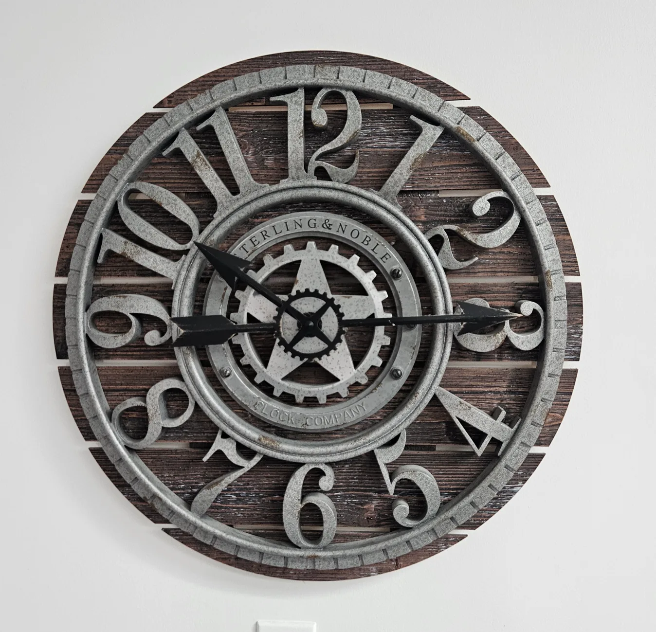 24" wall clock thumbnail