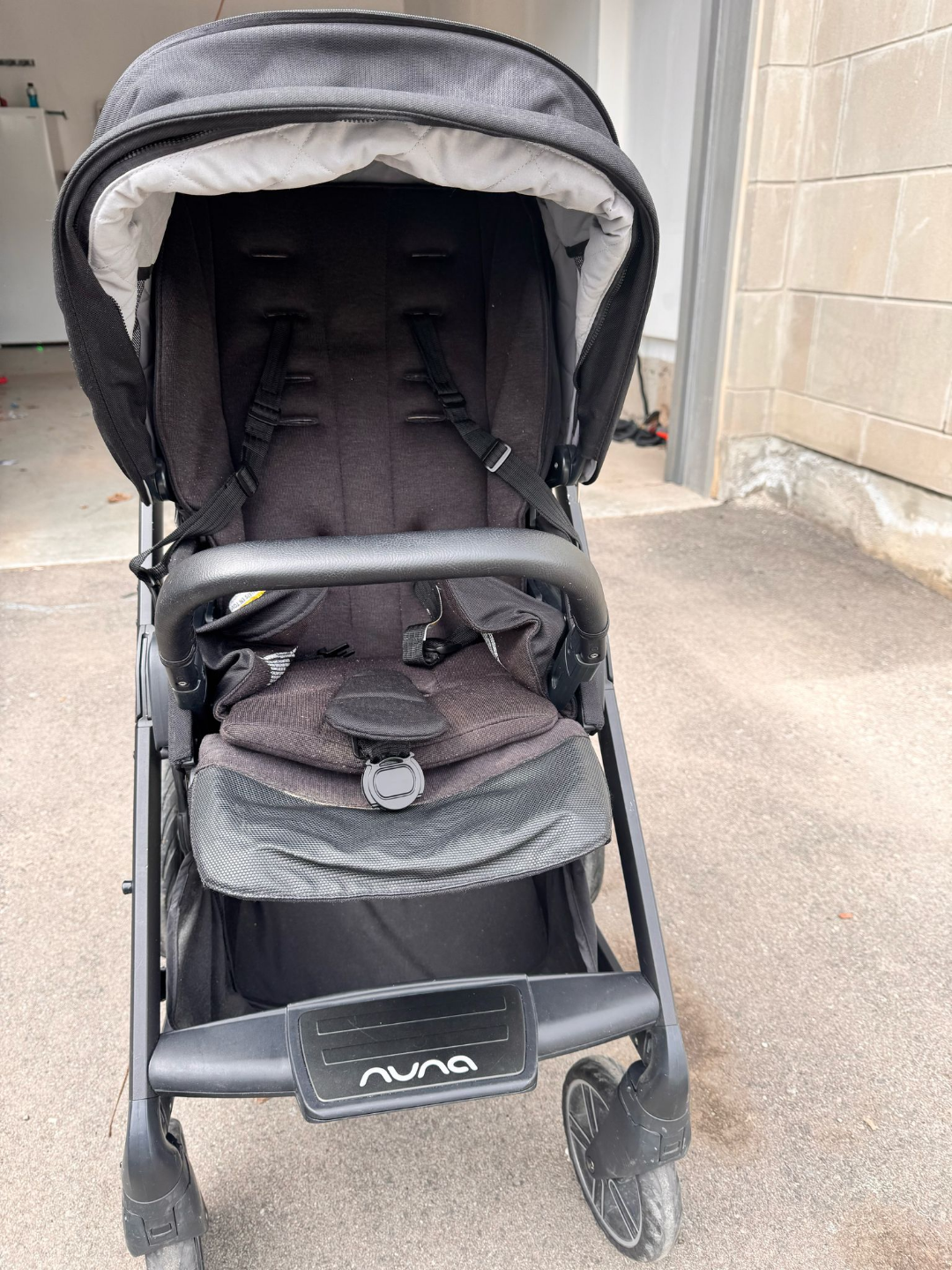 Nuna Mixx Stroller - Black - photo 3
