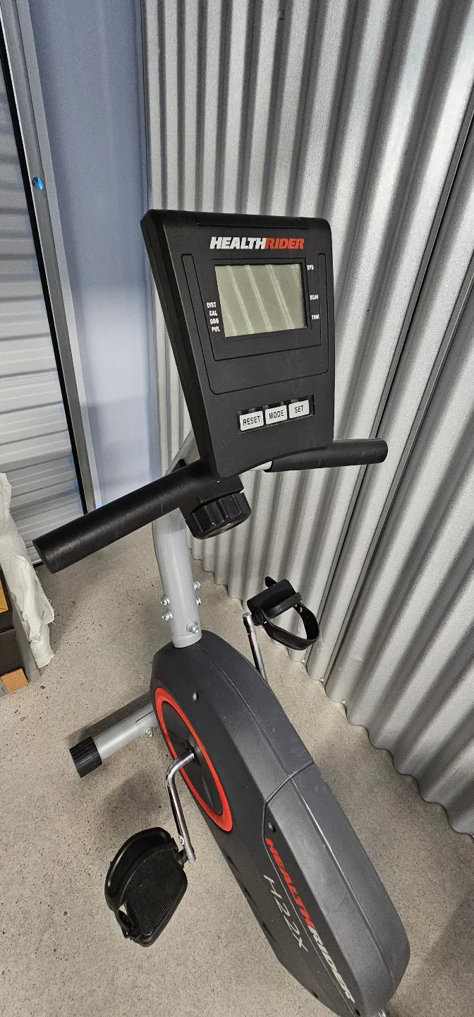 HealthRider H22X Recumbent Exercise Bike image indicator(4)