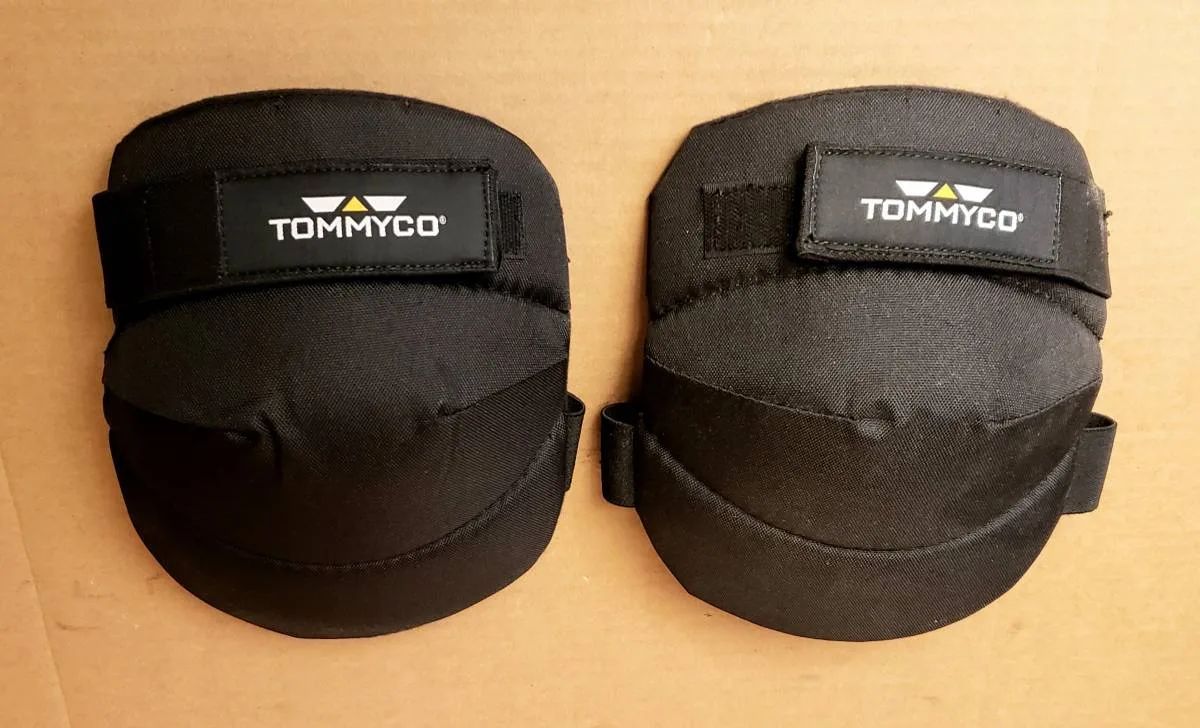 💚 Tommyco Kneepads *Like New Condition* thumbnail