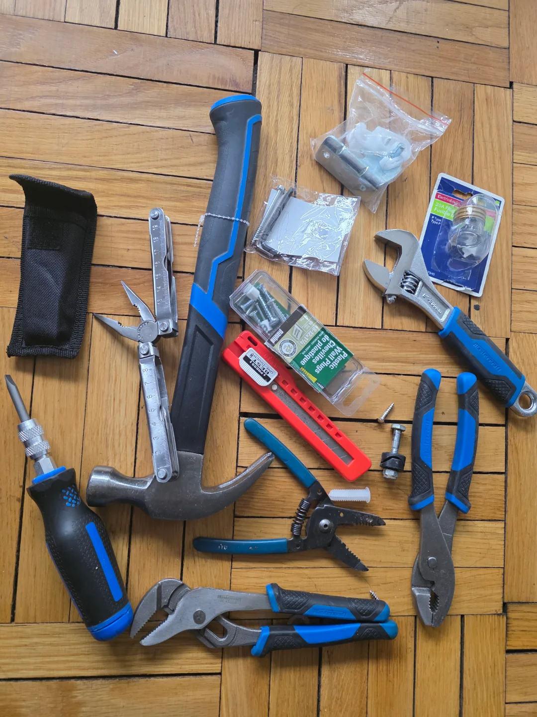 Mastercraft Assorted handTools and Hardware thumbnail