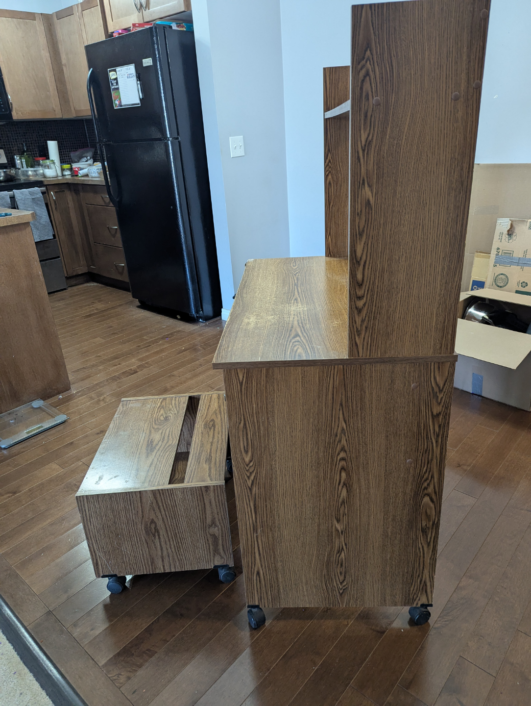 Computer Desk with Hutch and Mobile Pedestal - photo 2