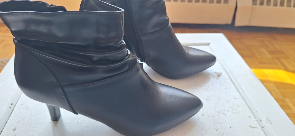 Black Ankle Boots with Side Zipper