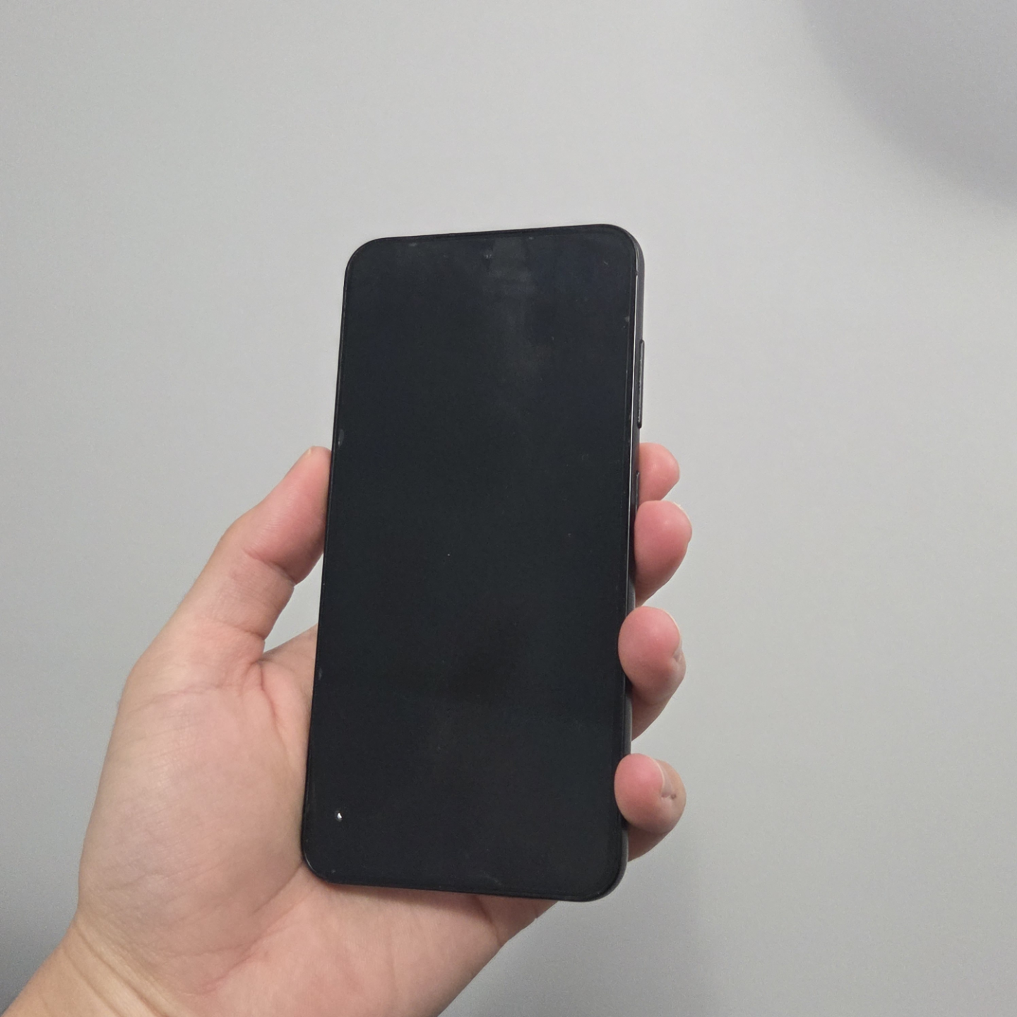 Samsung Galaxy S23 - 512GB Graphite - Excellent Condition - photo 2