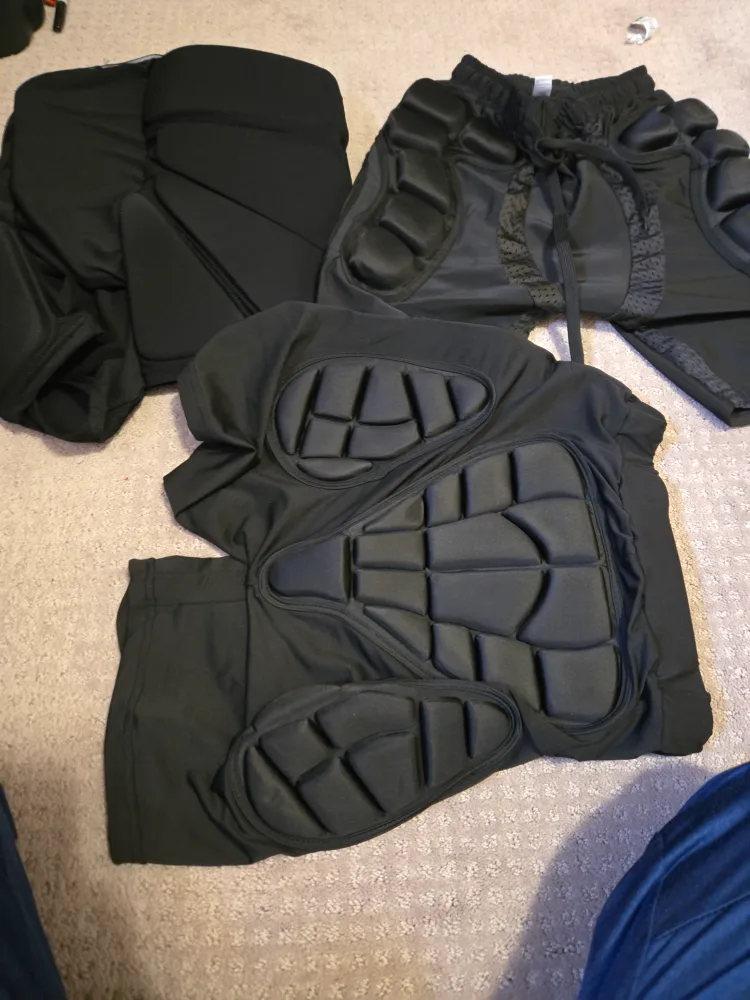 Bodyprox Protective Shorts - Hip Pads for Sports image indicator(6)