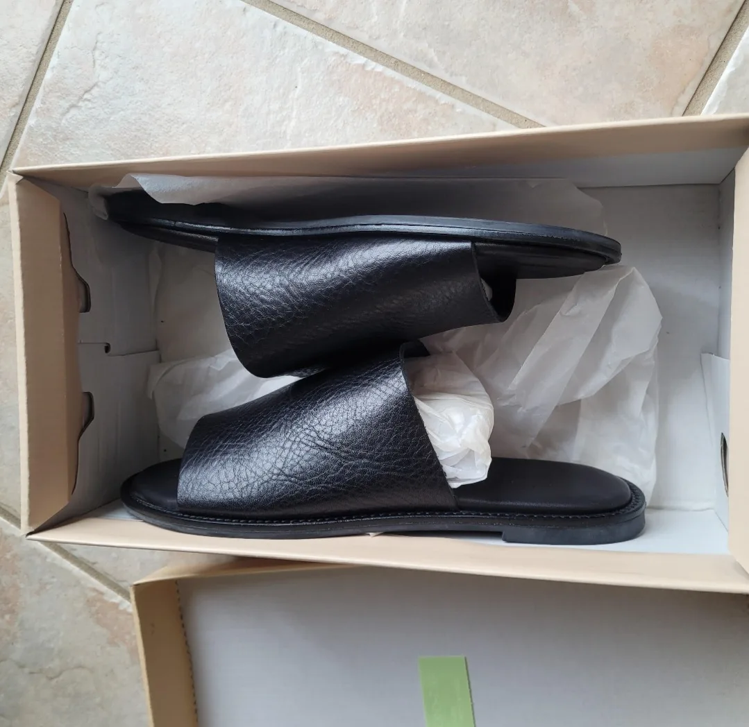 Okar Black Leather Slides - Size 38 image indicator(2)