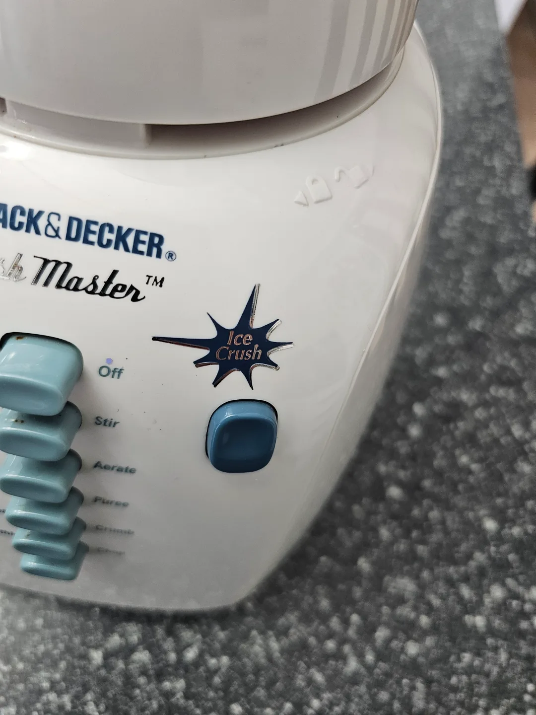 Black & Decker Crush Master Blender image indicator(3)