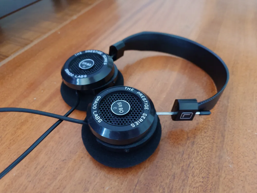Grado Labs Premium SR80x Headphones thumbnail