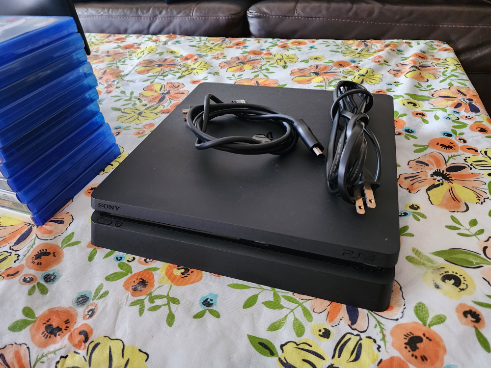 PS4 Slim Console Bundle with Games - photo 4