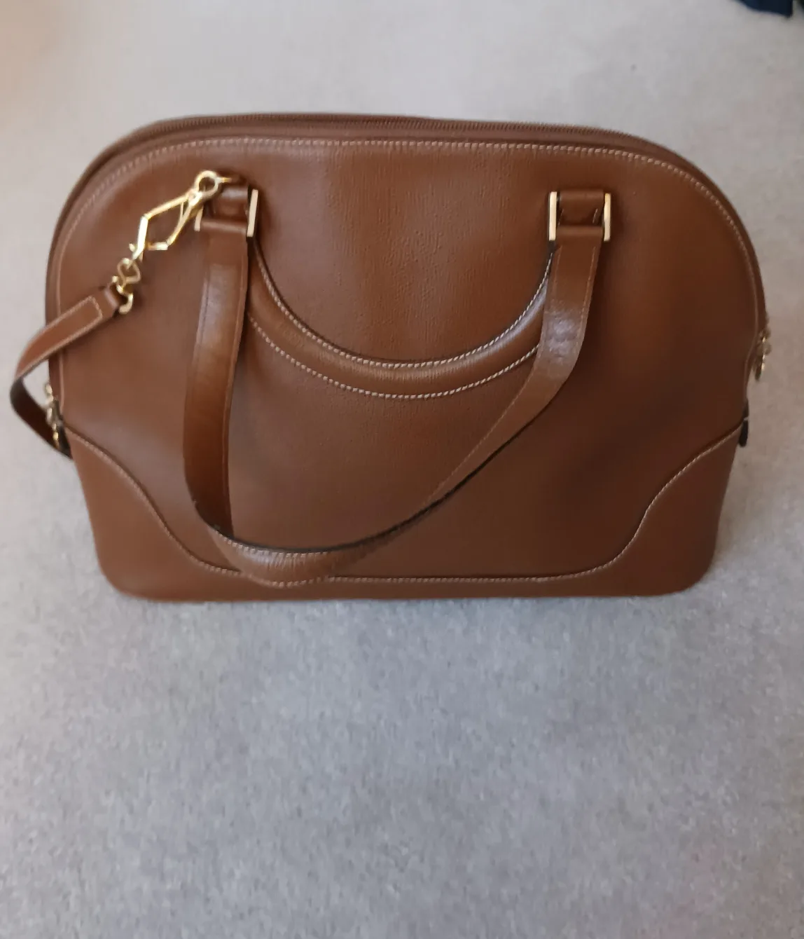 Vintage Bally tan leather handbag image indicator(2)