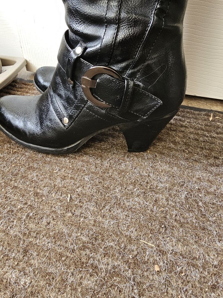Women's Black Vangelo Buckle Boots - Size 38 - photo 3